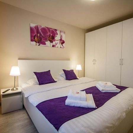 Iggy Luxury Apartment Hunedoara Bagian luar foto
